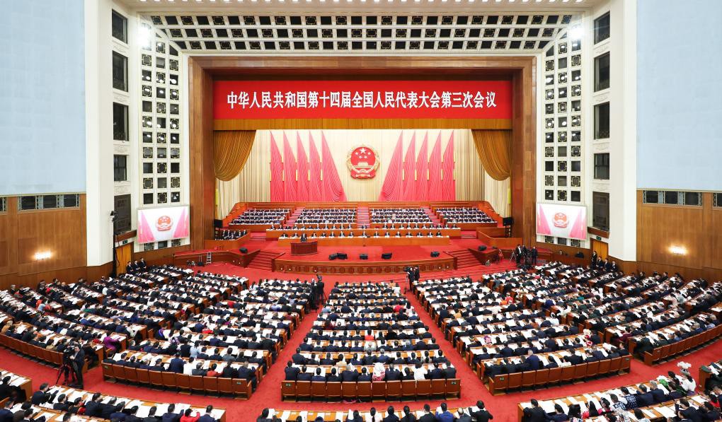 十四届全国人大三次会议开幕 习近平等在主席台就座